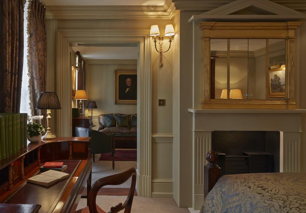 Batty Langley'S Otel Londra Oda fotoğraf A room at the hotel